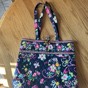 Vera Bradley tote bag